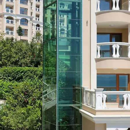 Apartment Princess Palace Apartment, La Mer *