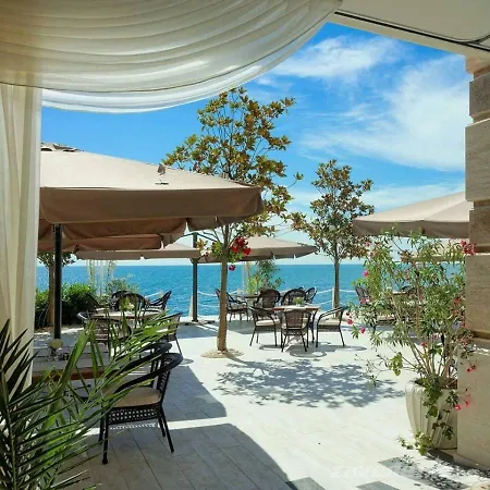 Princess Palace Apartment, La Mer