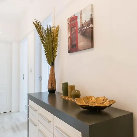 Princess Palace Apartment, La Mer *